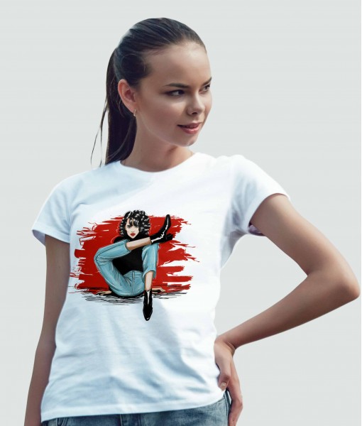 Дамска тениска с щампа Арт Sketch of girl sitting with legs crossed